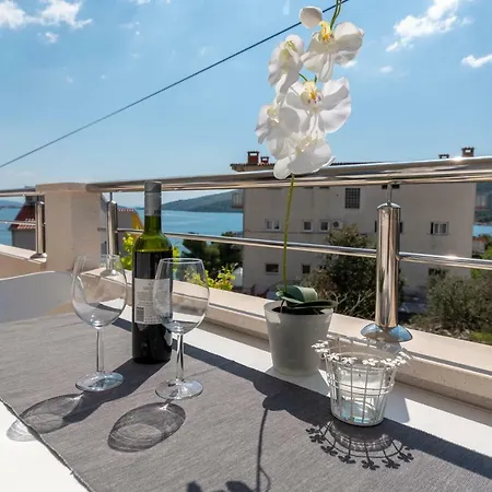 Apartman Goles Apartment *