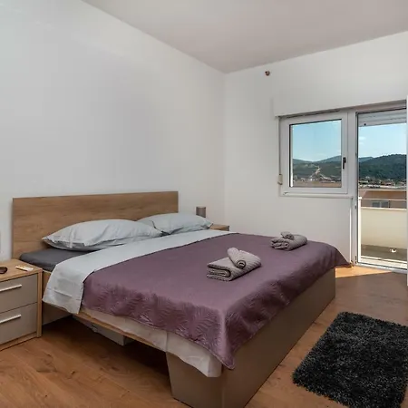 Apartman Goles *