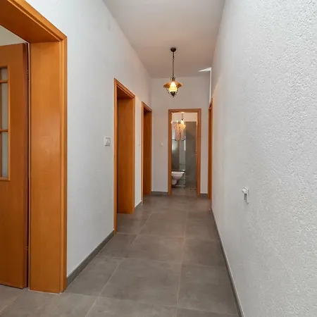 Apartment Apartman Goles *