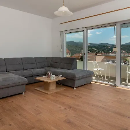 Apartman Goles Apartment Marina